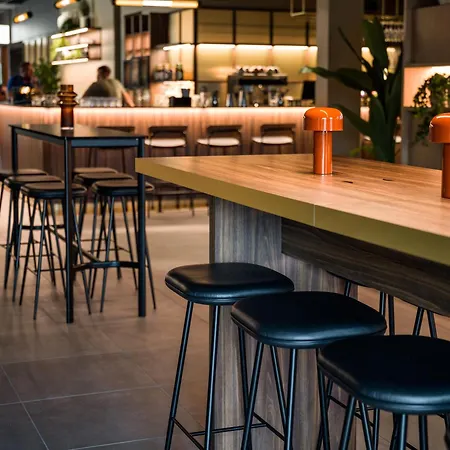 Quality Panorama Hotel 4*